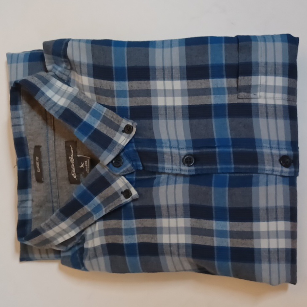 Eddie Bauer Men's Classic Fit Blue Plaid Flannel Button Down Shirt. Size 2XL
